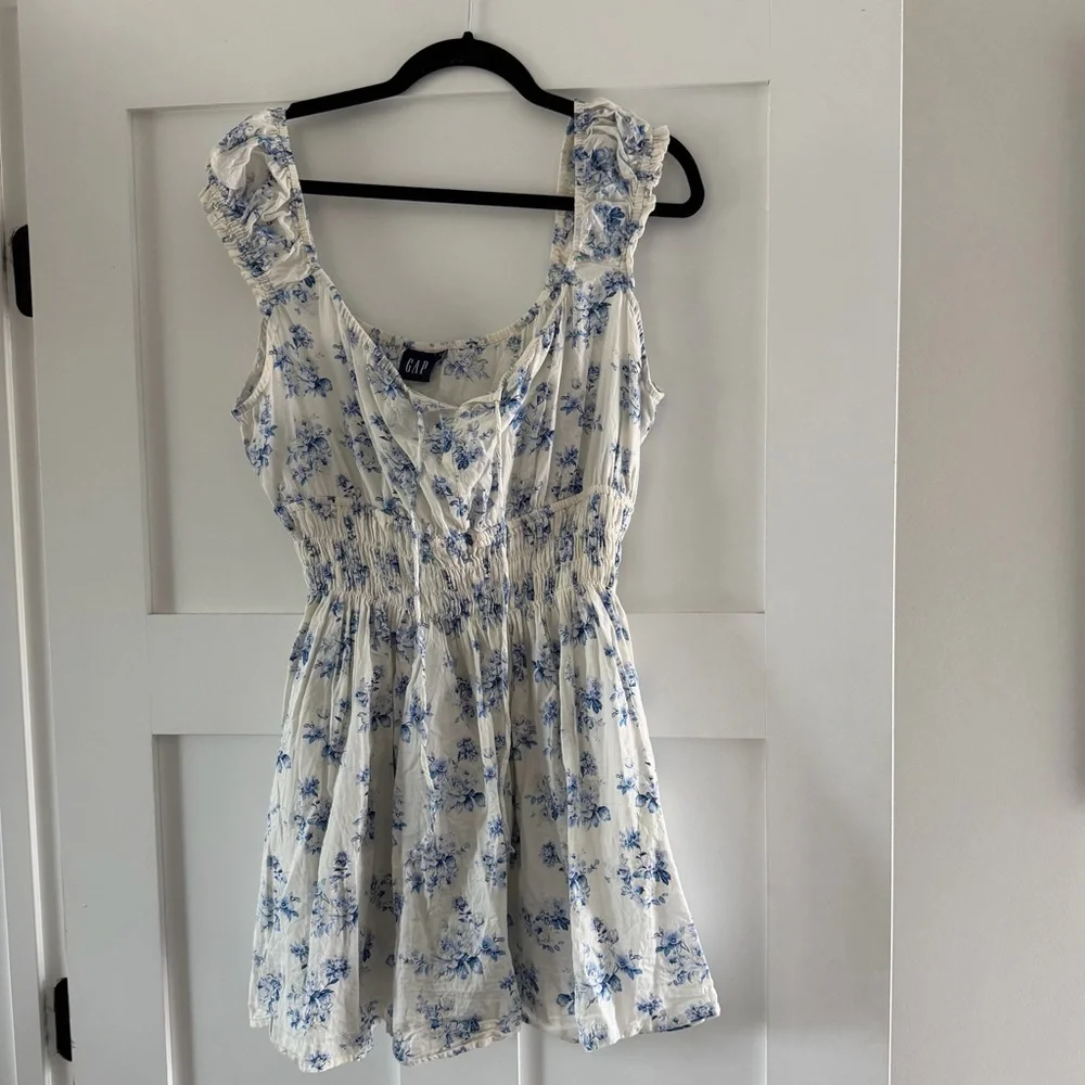 Gap mini smocked dress size large - Picture 5 of 9
